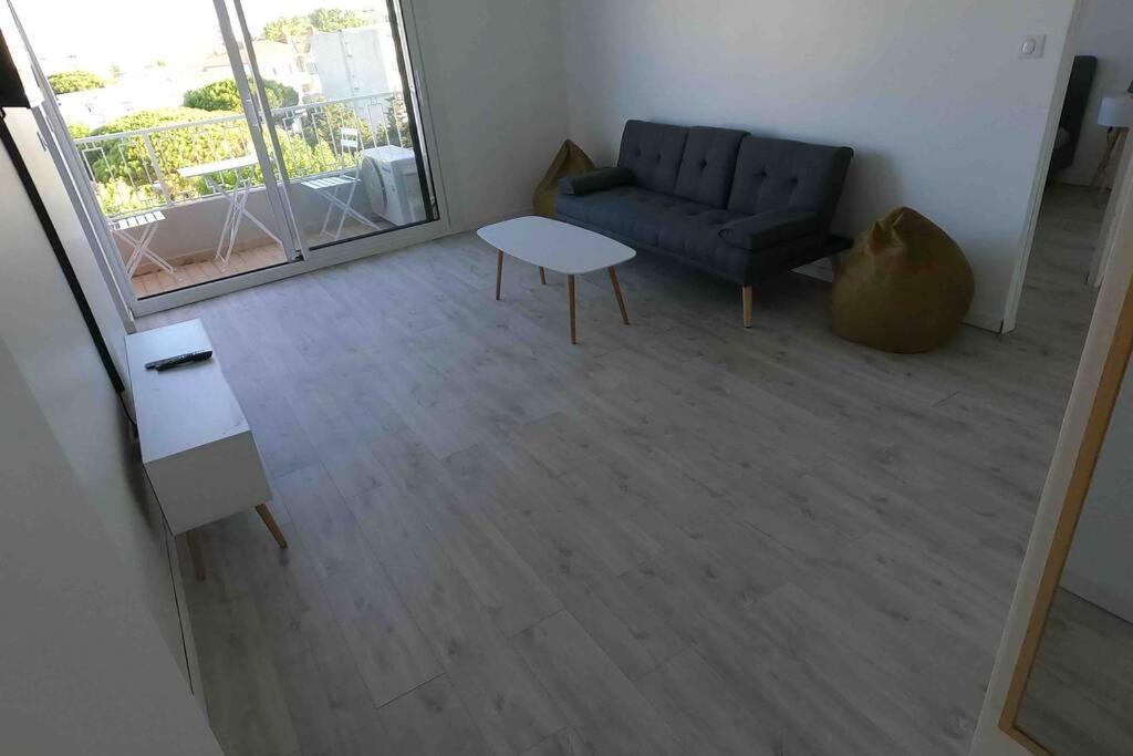 Tres Beau T4 A Frejus Plage Apartment Екстериор снимка