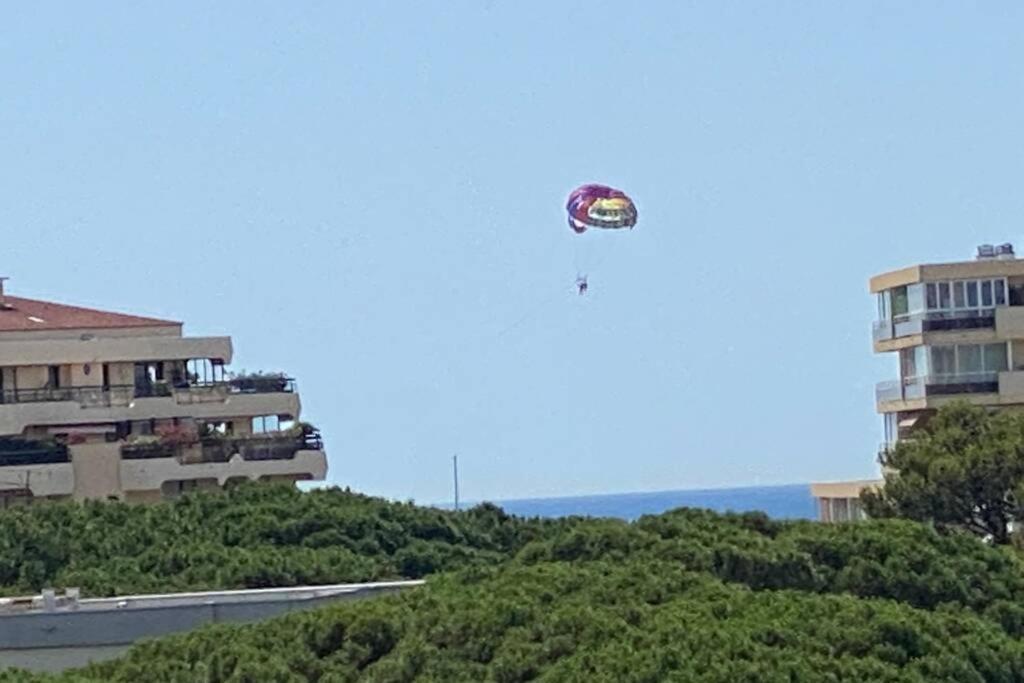 Tres Beau T4 A Frejus Plage Apartment Екстериор снимка